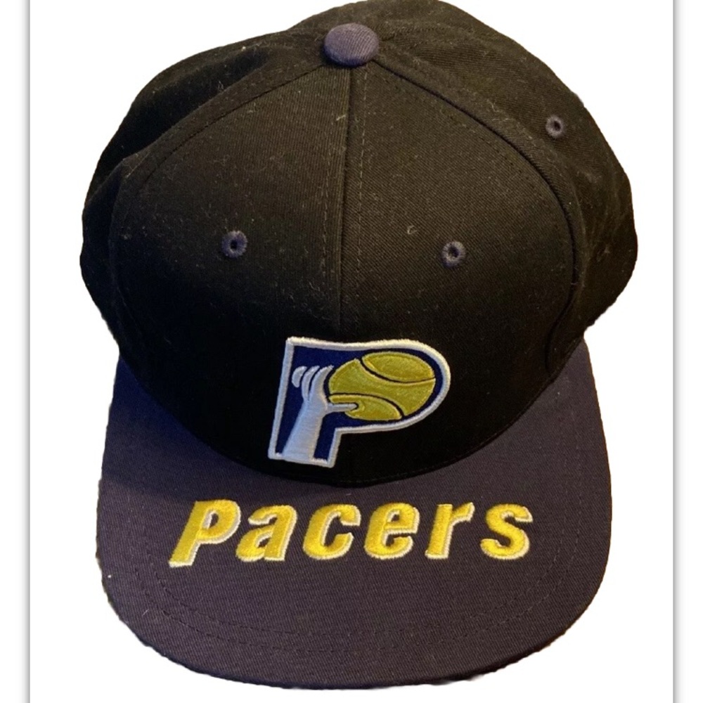 Pacers baseball cap black with navy brim. Souvenir Never worn. Collectible